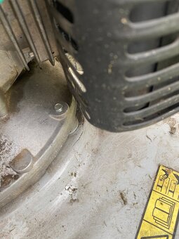 Kosacka - Predám kosačku za polovicu ceny al-ko tech 160 ohv - 5