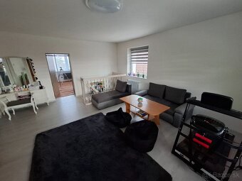 Predam 5 izbovy rodinny dom - 5