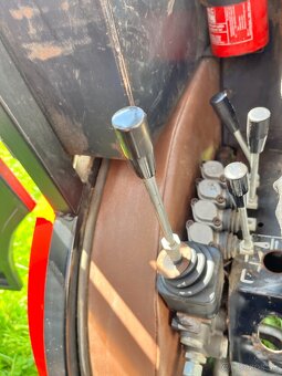 AGT 835T - bohatá výbava - 5