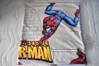 Paplón a vankúš Spiderman - 5