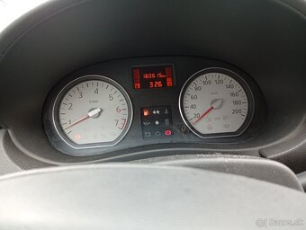 Zdravim predám vymením Daciu Sandero - 5