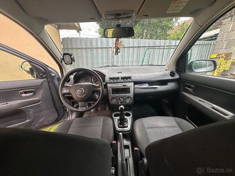 Mazda 2 - 5