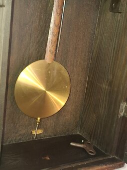 Predám funkčné polbicie nástenné hodiny JUNGHANS V:74cm ARTD - 5