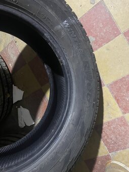 Hankook 215/65 r16 zimné 90% - 5