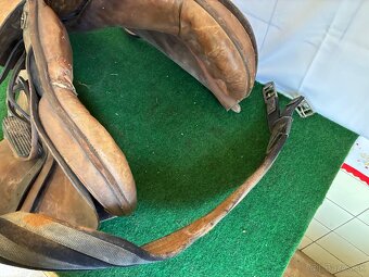 Staré jazdecké sedlo - 5