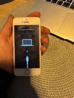 iPhone SE (2016) Space Gray – na opravu / diely - 5
