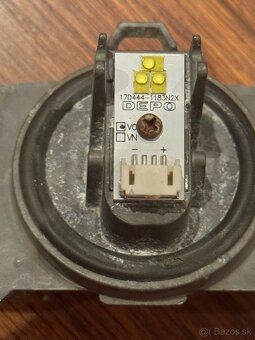 DEPO F30/31/ Xenon Svetla nahradne diely - 5