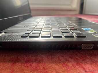 ASUS ROG GL552JX – i7 / 16 GB RAM / SSD + 2 TB HDD - 5