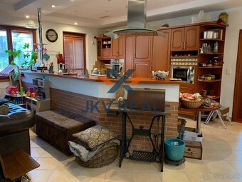 ŠTÝLOVÝ BEZBARIÉROVÝ AMERICKÝ BUNGALOV - PREDAJ - 5