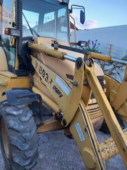 Komatsu wb93r 2 - 5
