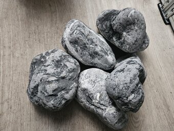 Kamene do akvaria - 0,50 eur - 5