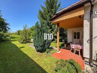 Útulný 3 izbový rodinný dom na 24 á pozemku - Zbehy - 5