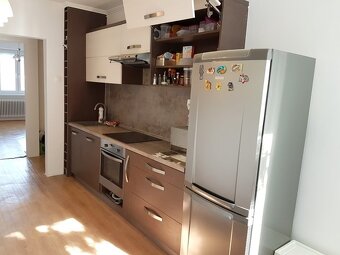 Zrekonštruovaný 3 izbový byt, 78 m2, garáž, záhrada, Galanta - 5
