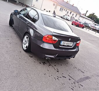 Bmw E90 318D - 5