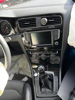 Predám VW GOLF 7 1.4 Búrane - 5