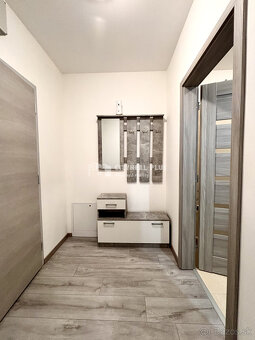 Ponúkame Vám na prenájom v novostavbe zariadenú garsónku v m - 5