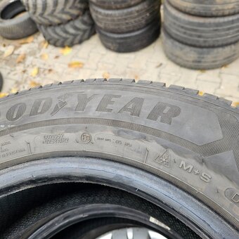215/65 r16c Good year - 5