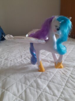 My little pony, bábika LAMAZE - 5