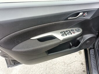 Honda Civic GT 1.8benzin 103kw - 5
