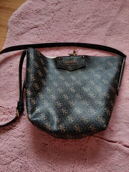 Kabelka Guess - 5