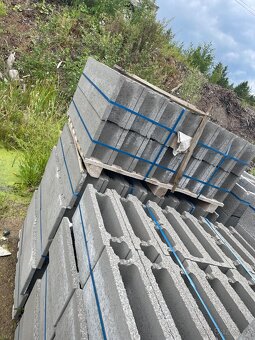 Rôzny stavebný materiál - 5