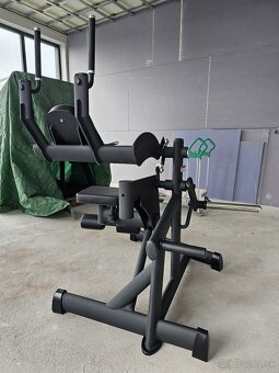 Legpress - seated, AB machine - 5