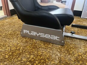 Playseat Evolution Black (koža) + monitor stand + tm addons - 5