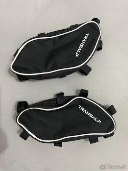 Kapsy/ tašky na padacie rámy Honda Transalp 750 - 5