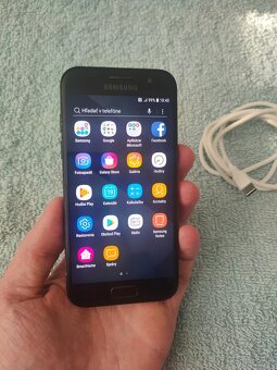 Samsung Galaxy A3 16GB - 5
