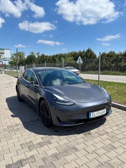 Tesla Model 3 dual motor Long Range - 5
