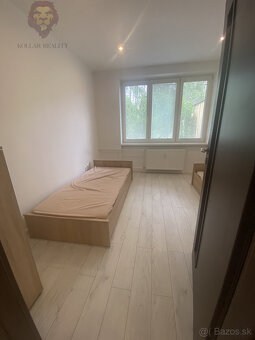 Na predaj 3- izbový byt, Trenčín. 79 m² , Zámostie - 5