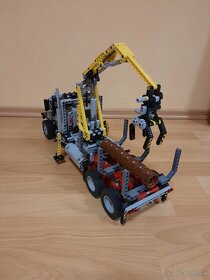 Lego Technic 9397 - Logging Truck - 5
