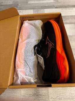 NOVÉ Mizuno Wave Revolt 3 46 NOVÉ - 5