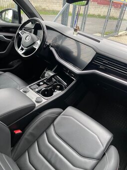 VW TOUAREG III 3,0L R-line, 210kW, rv 2019 - 5
