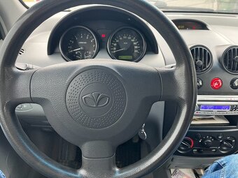 Daewoo Kalos - 5