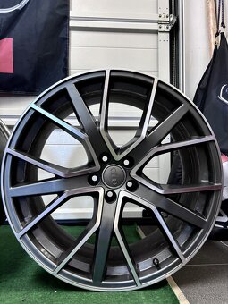 RacingLine Audi 5x112 R21 - 5