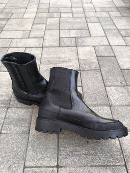 Calvin Klein dámske kožené čižmy , veľkosť 38 - 5