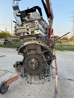 -----FORD TRANSIT 2.0 ECO BLUE CUSTOM TOURNEO NUGGET----- - 5