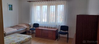 3 i RD na prenájom pre firmu - najviac pre 7 osôb - Levice - 5
