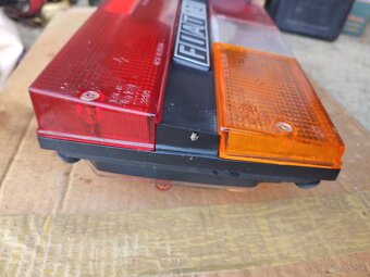Fiat 131 zadne svetlo 1ks nove - 5