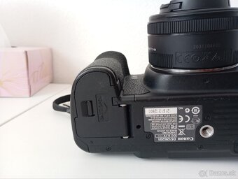 Canon EOS 5D Mark II - 5