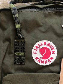 Batoh Fjällräven Kanken zelený s ozdobnými popruhmi - 5