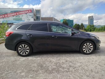 Kia ceed sw - 5