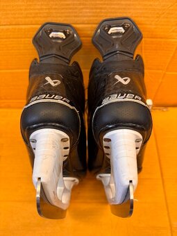 BRUSLE BAUER SUPREME SHADOW TI + NOŽE FLY-TI, 46/10,5 FIT2 - 5