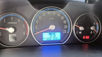 Predám Hyundai Santa Fe - 5