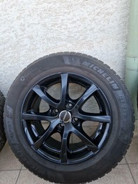 R15 Michelin alpin 6 195/65 91T,Borbet LV black disky - 5
