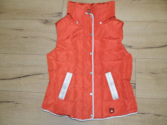 Vesta Wellensteyn, Fjällraven a Napapijri - 5