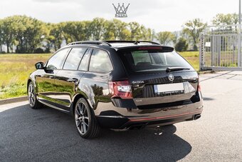 Škoda Octavia Combi 2.0 TDI RS DSG 4x4 - 5