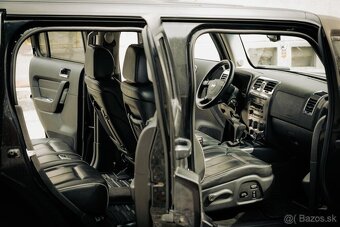 Hummer H3 BLACK Custom - 5