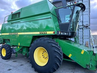 Sklízecí mlátička John Deere 2264, žací lišta 6 m + řepkový - 5